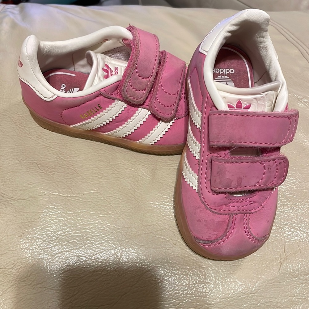 Toddler  Gazelle adidas shoes size 5